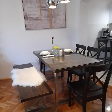 Deluxe H - Private Jacuzzi * Novi Vinodolski